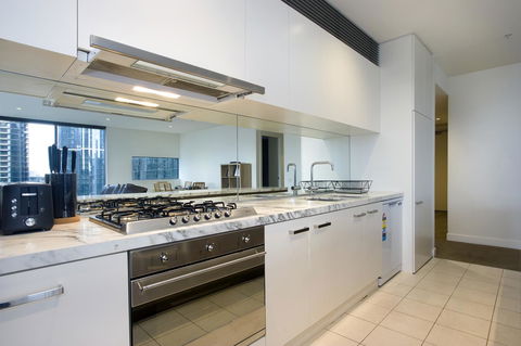 Mono Apartments On Freshwater Place - Accommodation Daintree 4