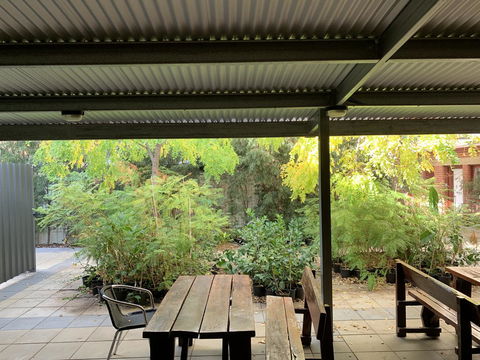 CROWN CENTRAL BUSINESS DISTRICT MOTEL - NO UNDER 18s - Accommodation Daintree 1