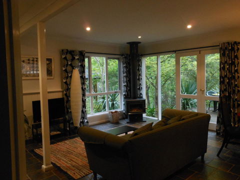 Merrimeet Cottages - Accommodation Daintree 10