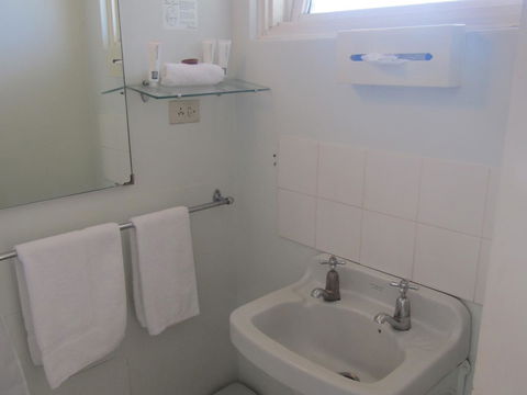 Twin City Motor Inn - Accommodation Daintree 28