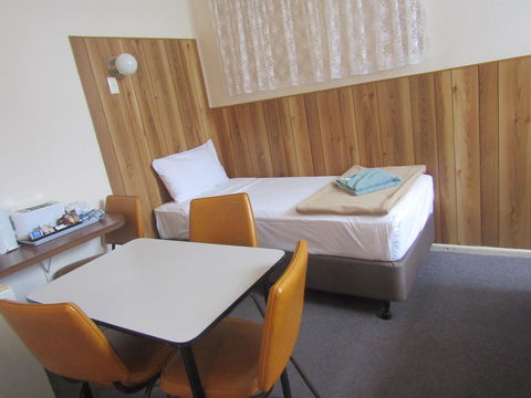 Twin City Motor Inn - Accommodation Daintree 23