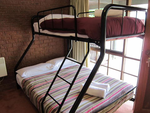 The Harrietville Snowline Hotel - Accommodation Daintree 19