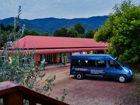 The Harrietville Snowline Hotel - Accommodation Daintree 1