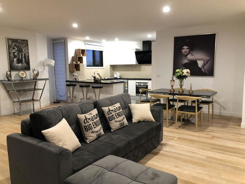 Apartments In Phillip Island Towers - Block C - Accommodation Daintree 0