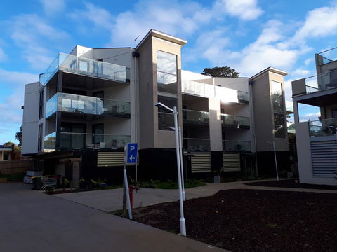 Apartments In Phillip Island Towers - Block C - Accommodation Daintree 17