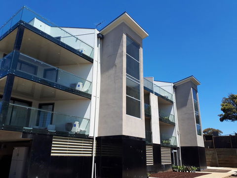 Apartments In Phillip Island Towers - Block C - Accommodation Daintree 32