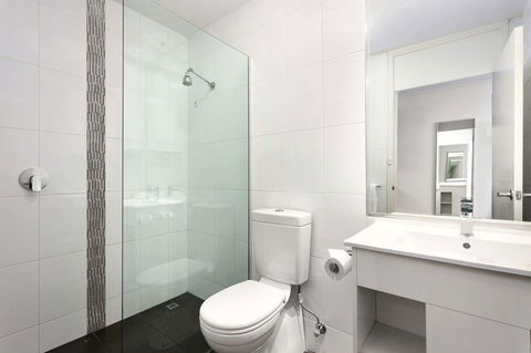 Quality Hotel Bayside Geelong - Accommodation Daintree 4