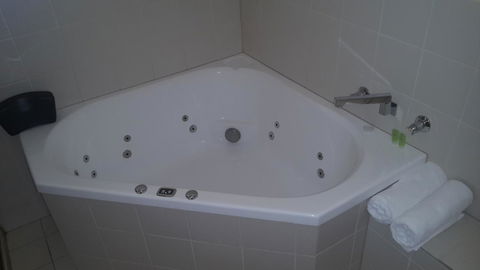 St Georges Motor Inn - Accommodation Daintree 21