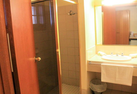 St Georges Motor Inn - Accommodation Daintree 9