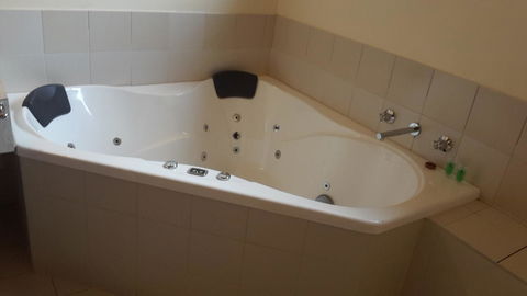 St Georges Motor Inn - Accommodation Daintree 43