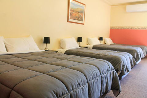 St Georges Motor Inn - Accommodation Daintree 26
