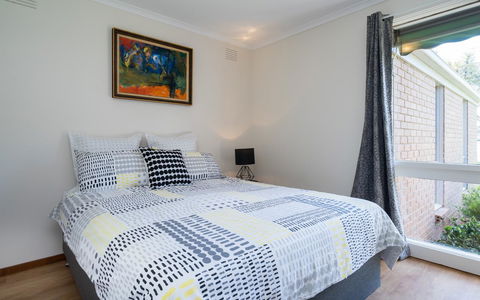 Uptown Frankston - Accommodation Daintree 4