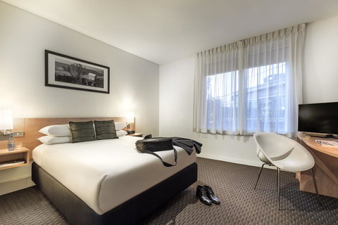 Ibis Melbourne Hotel And Apartments - Accommodation Daintree 5