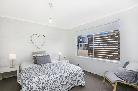 Portland Bay Apartments - Accommodation Daintree 18