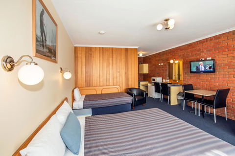Torquay Tropicana Motel - Accommodation Daintree 27