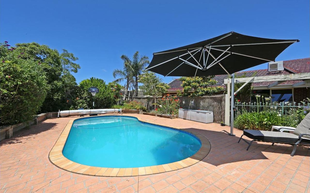 Rowville VIC Accommodation Daintree