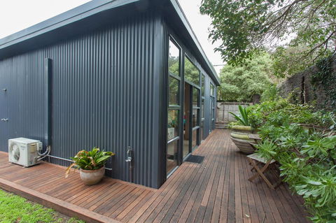 The Love Shack - Romantic Bungalow - Accommodation Daintree 1