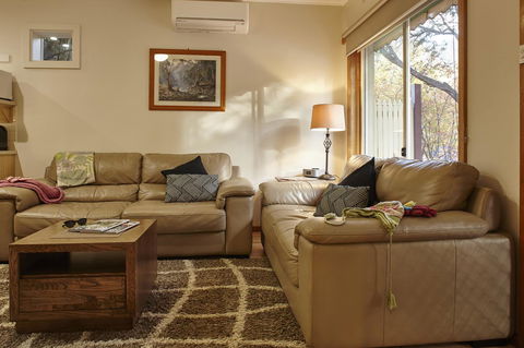 Goldfield Holiday Units - Accommodation Daintree 11