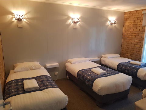 Tropicana Motor Inn - Accommodation Daintree 34