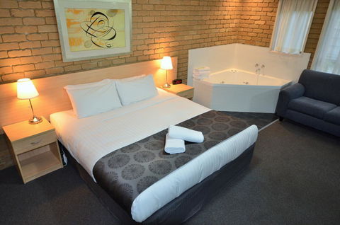Tropicana Motor Inn - Accommodation Daintree 5