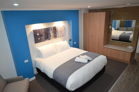 Tropicana Motor Inn - Accommodation Daintree 0