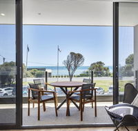 Blairgowrie Apartment 1 - on the beach - Accommodation Daintree