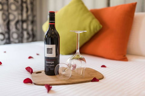 Comfort Hotel East Melbourne - Accommodation Daintree 11