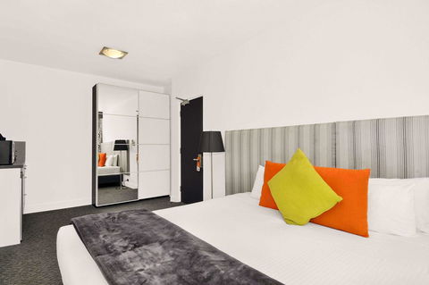 Comfort Hotel East Melbourne - Accommodation Daintree 12