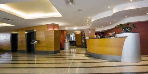 Clarion Suites Gateway - Accommodation Daintree 17