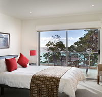 Waves Apartments - Accommodation Daintree
