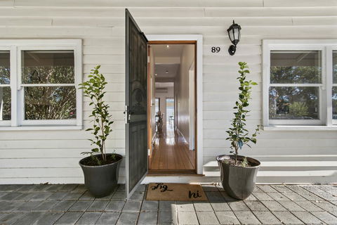 Central Bendigo Cottage, Walk To Everywhere!! - Accommodation Daintree 4