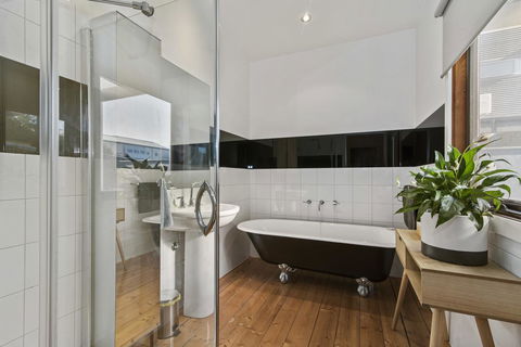 Central Bendigo Cottage, Walk To Everywhere!! - Accommodation Daintree 11