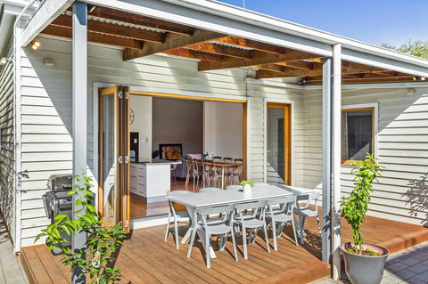 Central Bendigo Cottage, Walk To Everywhere!! - Accommodation Daintree 2