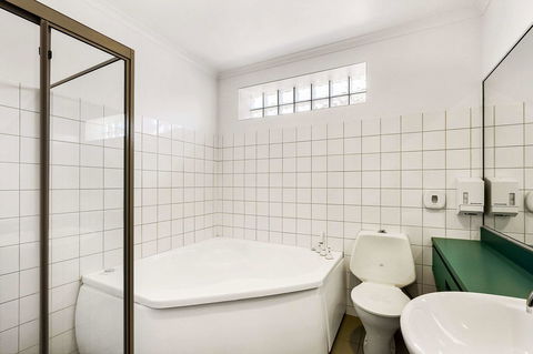 Quality Inn & Suites Traralgon - Accommodation Daintree 16