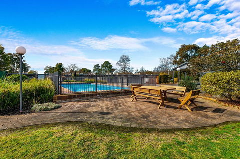 Quality Inn & Suites Traralgon - Accommodation Daintree 4