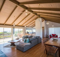 Sunsets on Martyrs Beach House - Ocean Views - Accommodation Daintree
