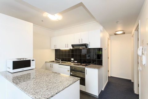 Paramount Apartments Melbourne - Accommodation Daintree 20