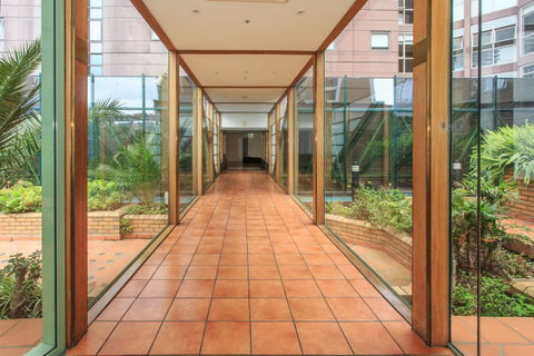Paramount Apartments Melbourne - Accommodation Daintree 7