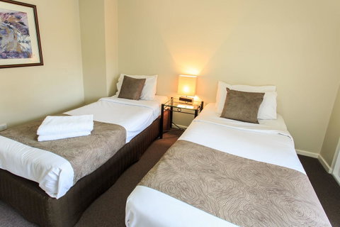 Paramount Apartments Melbourne - Accommodation Daintree 34