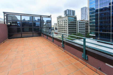 Paramount Apartments Melbourne - Accommodation Daintree 13