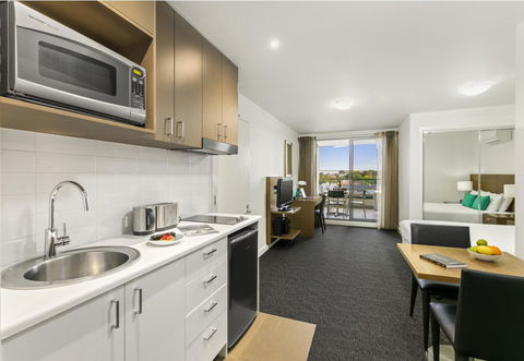 Quest Cheltenham - Accommodation Daintree 15