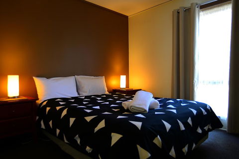 Executive Hideaway - Accommodation Daintree 3