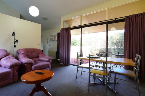 Executive Hideaway - Accommodation Daintree 32