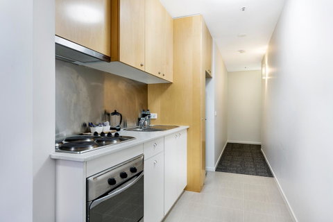 Melbourne CBD Central Apartment Hotel Official - Accommodation Daintree 18