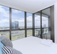Brilliant Victoria Harbour Waterfront - Accommodation Daintree