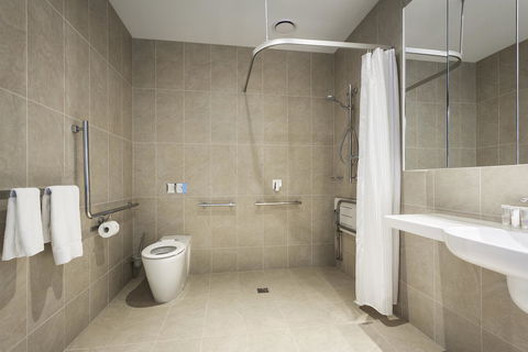 Quest Frankston On The Bay - Accommodation Daintree 12