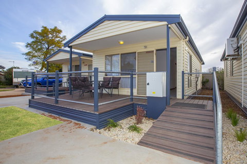 All Seasons Mildura Holiday Park - Accommodation Daintree 20