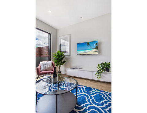 Boutique Apartment In Quiet, Sought-after Suburb - Accommodation Daintree 11