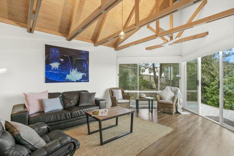 47 Baker Street - Accommodation Daintree 10