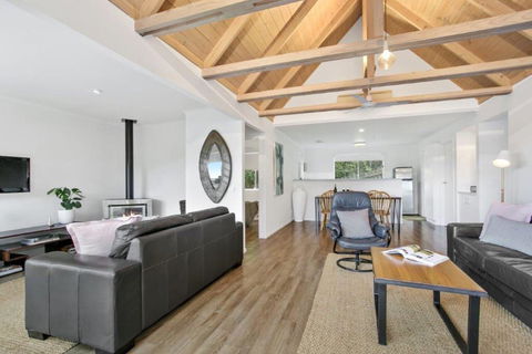 47 Baker Street - Accommodation Daintree 12